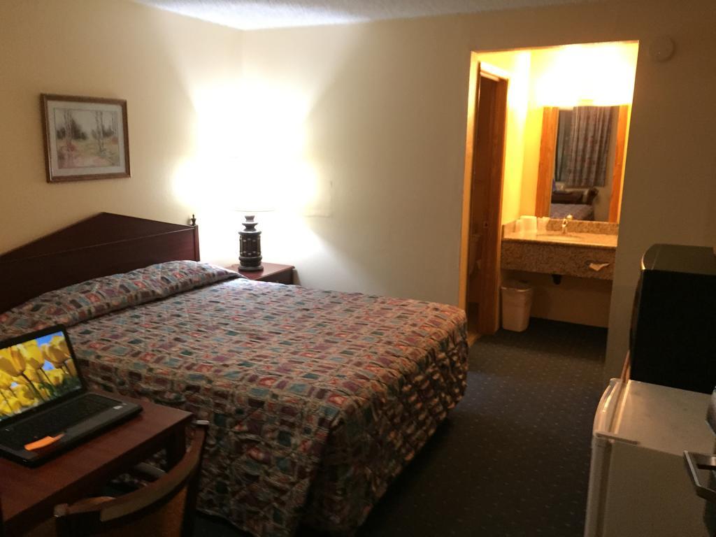 Stagecoach Inn Motel Molalla Екстериор снимка