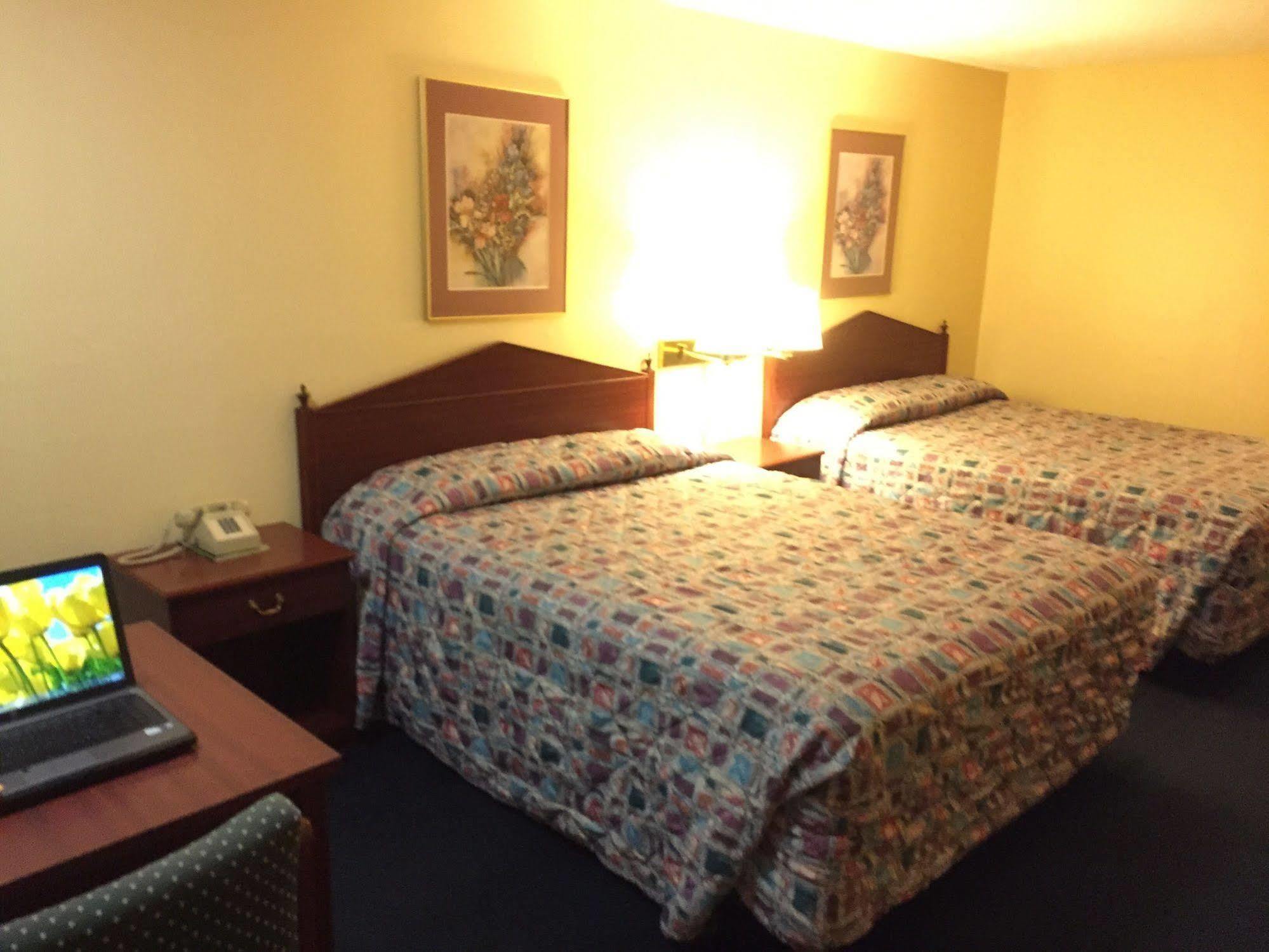 Stagecoach Inn Motel Molalla Екстериор снимка